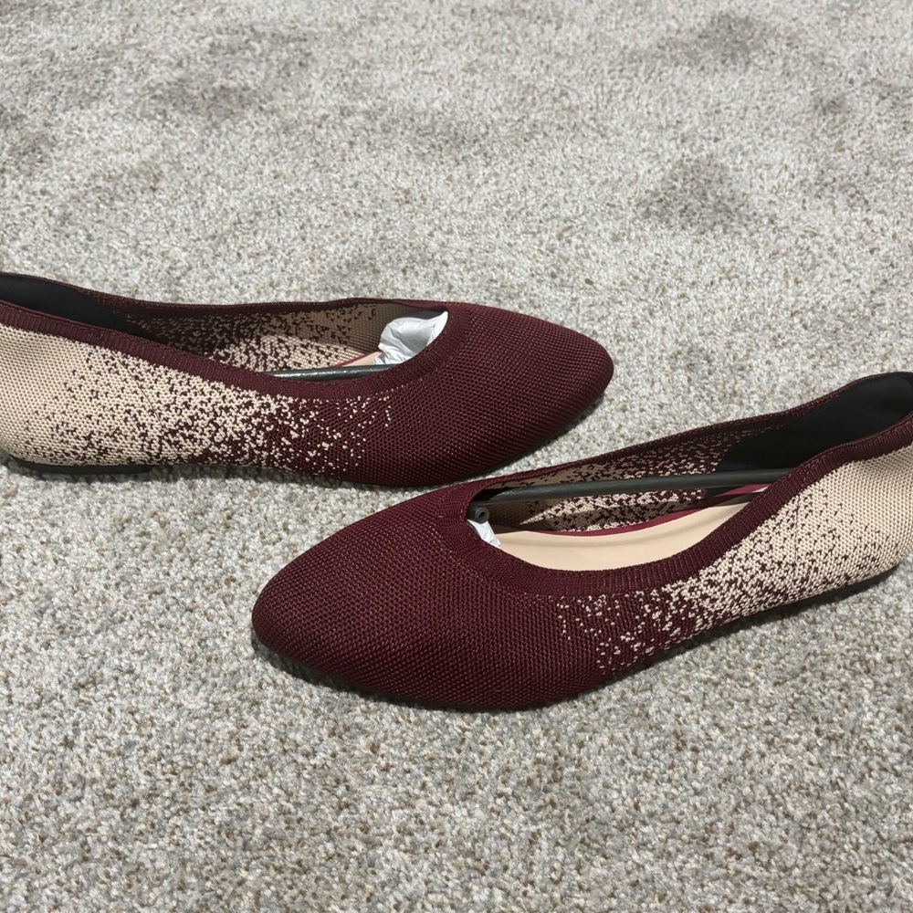 Stylish Burgundy and Beige Women's Flats